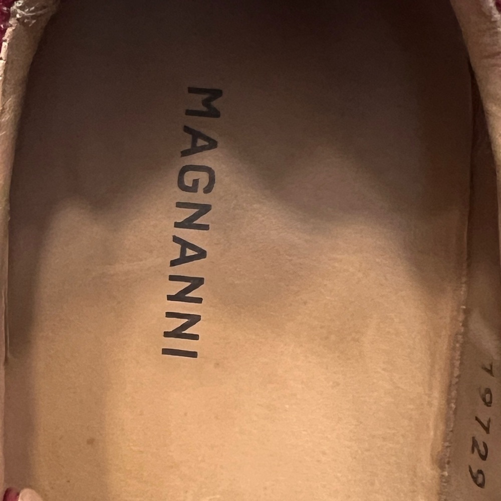 Magnanni Men's Wine Leather Lace-Up Sneakers - Picture 2 of 3